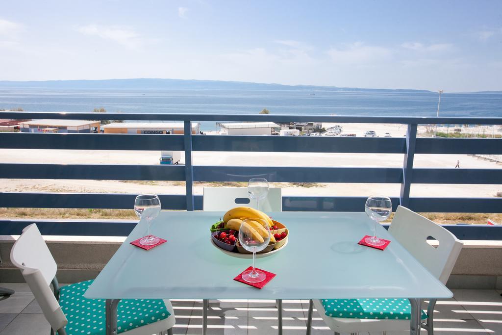 Luxury Beach Front Apt With Seaside View And Free Parking สปลิท ภายนอก รูปภาพ