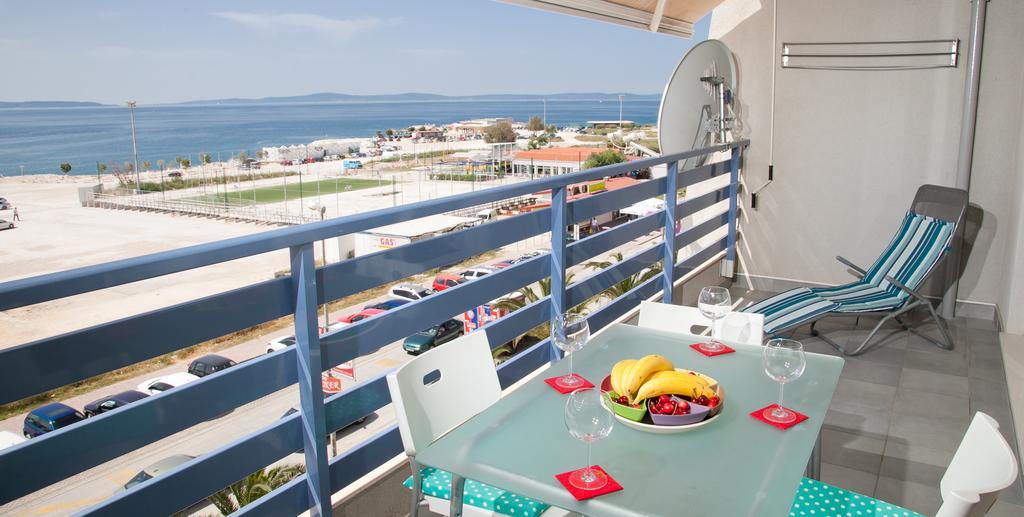 Luxury Beach Front Apt With Seaside View And Free Parking สปลิท ภายนอก รูปภาพ